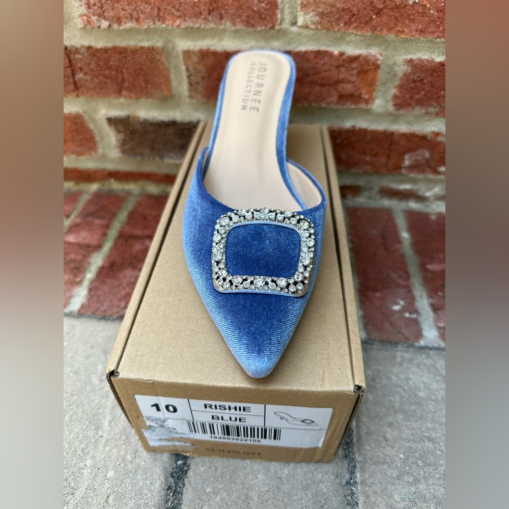 Journee Collection Rishie Pump – Size 10 - Picture 8 of 11